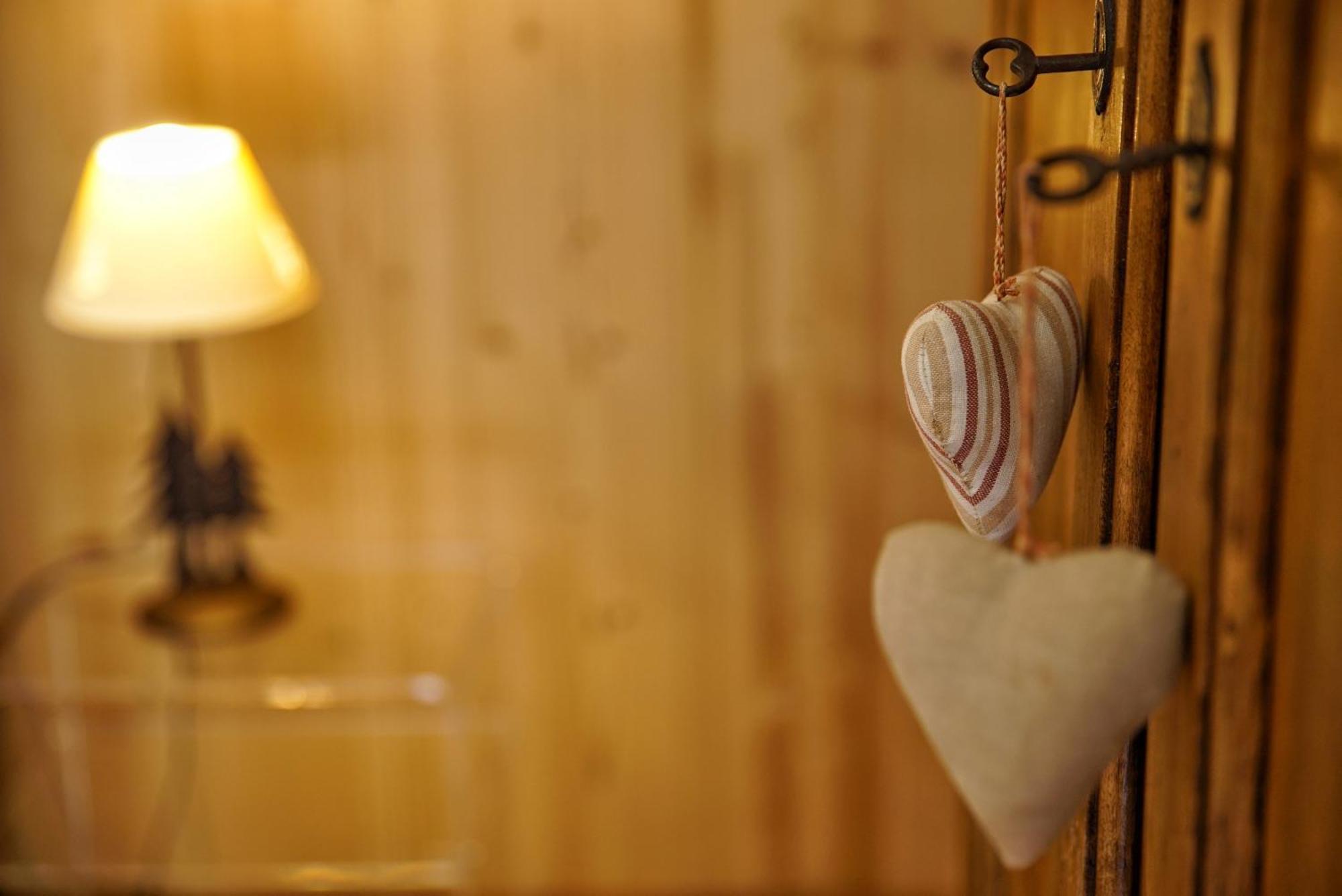 Lo Chalet Panzió Pontboset Kültér fotó